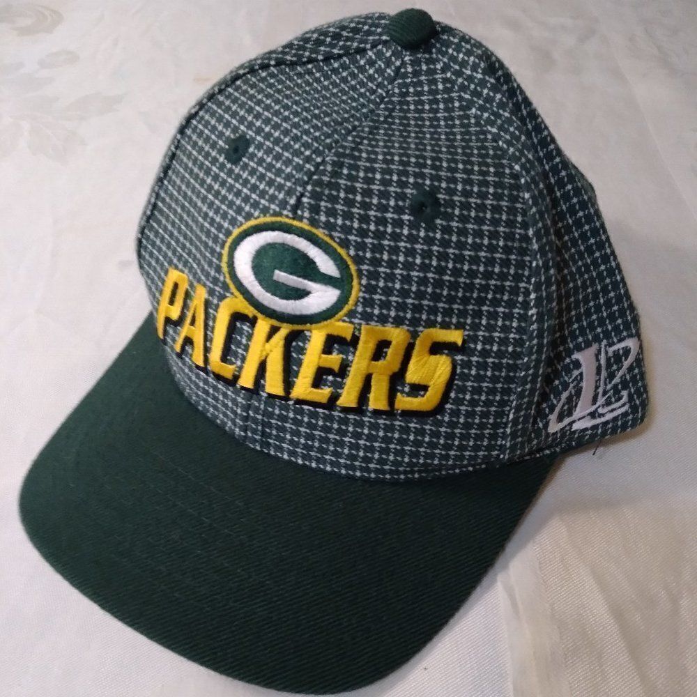 Deadstock Vintage Logo Athletic Green Bay Packers Grid Strap Back Hat